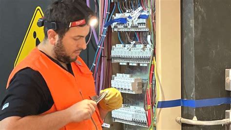 Importance Of Hiring A Licensed And Insured Electrician