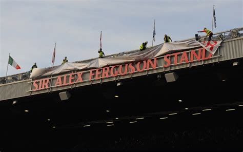 Alex Ferguson Retires Manchester United Manager S Career In Pictures