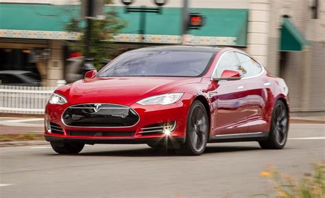 2015 Tesla Model S P85d Long Term Test Update One Review Car And Driver