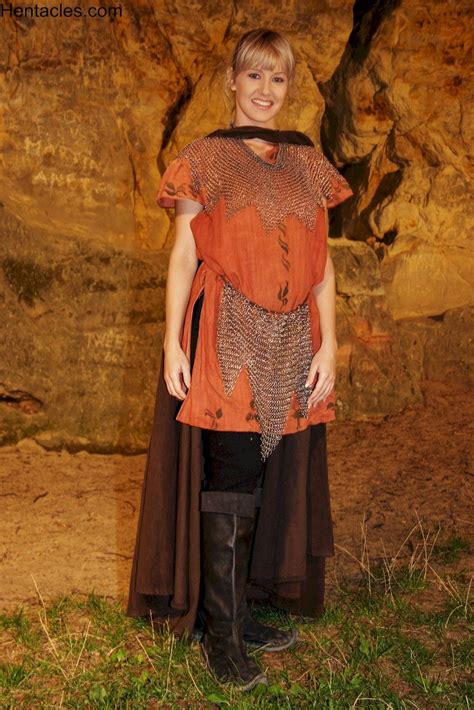 Natalli Diangelo Meets Her Secret Lover In A Cave For Anal Sex 15 Photos