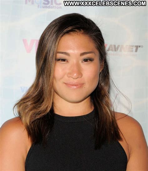 Jenna Ushkowitz Celebrity Beautiful Babe Posing Hot Paparazzi Live
