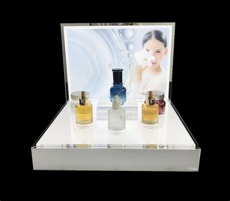 custom skincare display acrylic cosmetic display vendor