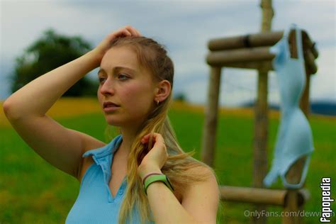 Dewvixen Nude OnlyFans Leaks Photo Fapopedia