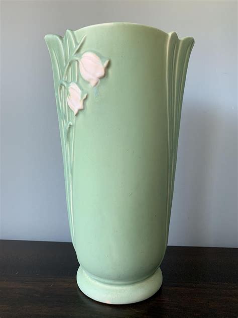 Vintage Weller Art Pottery Vase Bouquet B 11 Lily Of The Etsy