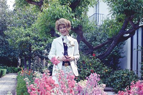 Betsy Bloomingdale Dies At 93 Photos Wwd