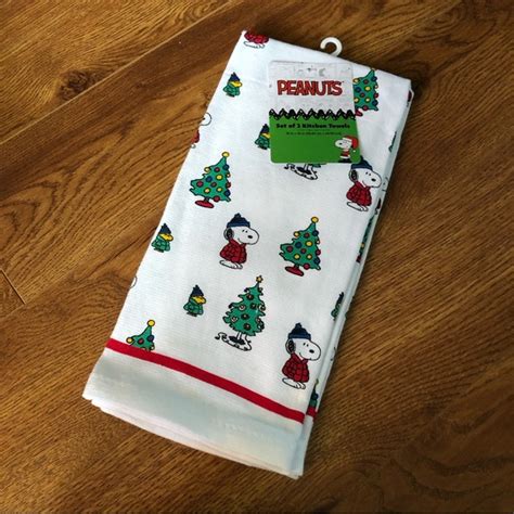 Peanuts Kitchen Peanuts Set Of 2 Kitchen Towels Snoopy Woodstock