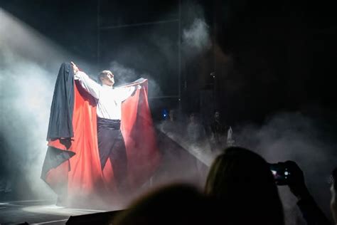 Notícia Notas Del Mar Antes del cierre en el Luna Park Drácula se