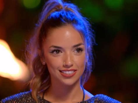 Hot Sexy Lucia Sanchez Rodriguez Bikini Pics