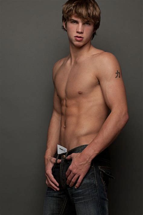 Handsome Gay Blowjob Tumblr Vleromini