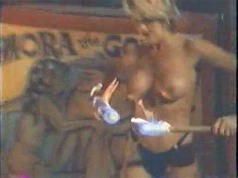 Naked Katz In Night Shade