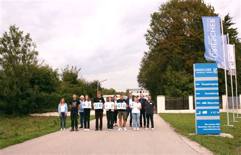 F Nf Auszubildende Starten Bei Driescher Moosburg Ins Berufsleben