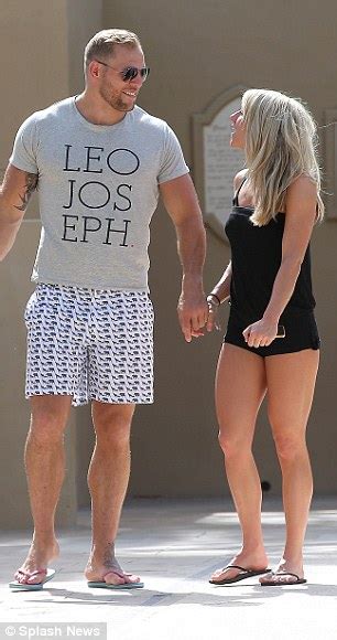Chloe Madeley Shows Off Her Athletic Figure In A Racy Bikini Daily Mail Online