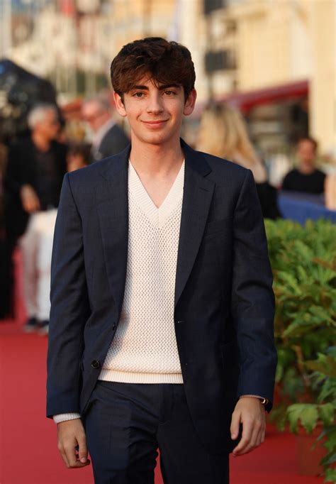 Photo Leon Hesby sur le tapis rouge du prix du court métrage lors du