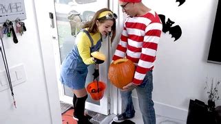 Evelin Stone Surprised By Bruno S Cock In The Pumpkin Porn Movies 3Movs