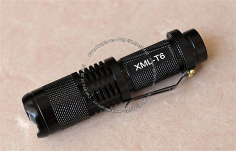 Đèn pin zoom K3