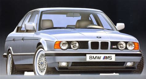 Сборная модель Автомобиль BMW M5 E34, масштаб 1:24 FUJIMI, 12673 ...
