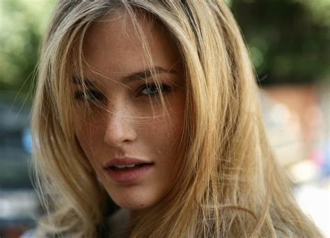 Women Blonde Bar Refaeli Model Smiling Jeans Long Hair Blue Eyes Hd