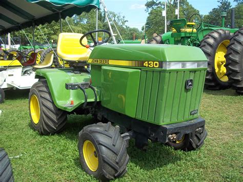 John Deere 430 Tractor Pulling