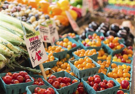 9 Best Farmers Markets In Chicago