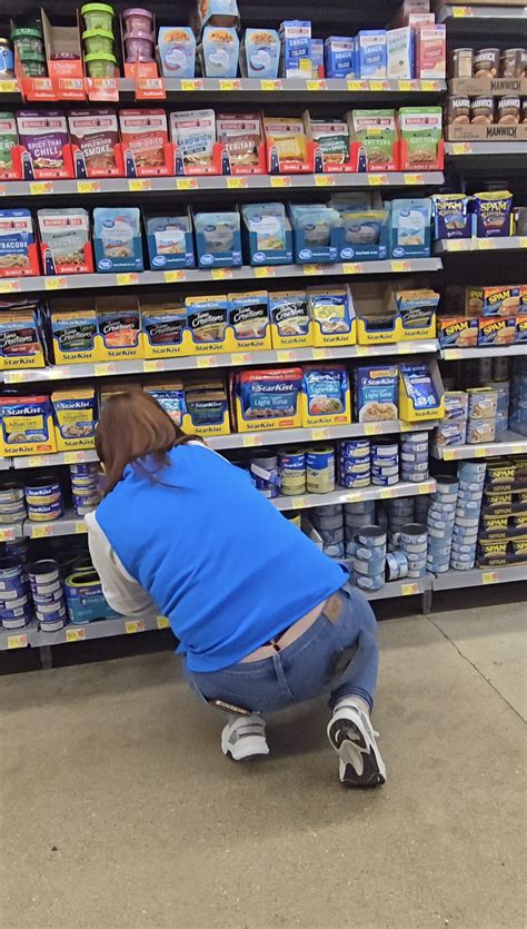 Mature Foreign Euro Walmart Worker Squatting Showing Sexy Purple G String Booty Forum