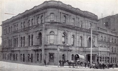 Star Hotel, Albert Street, Auckland, N.Z. Postcard by George Hyde. From