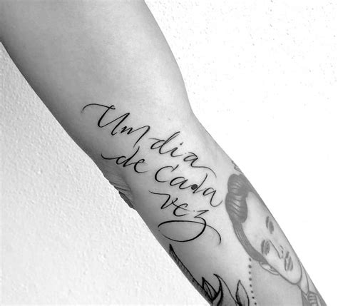 Frases Para Tatuar O Braço - Tatuagem no braço: 100 provas de que esse é o melhor lugar para tatuar ...