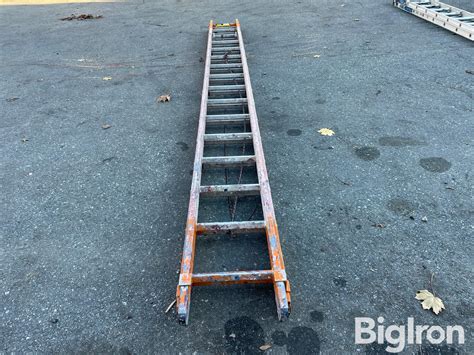 Werner 32' Fiberglass Extension Ladder BigIron Auctions