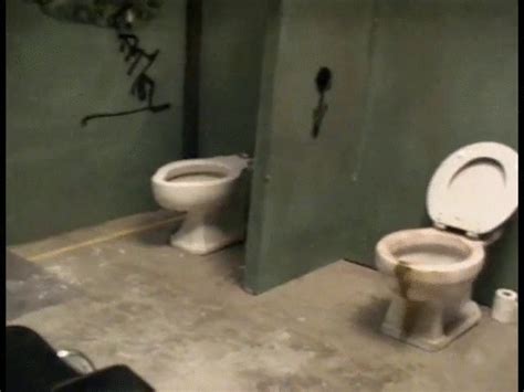 Slut Milf Gets Her Pussy Licked And Nailed By Mature Bald Dude In The Public Washroom Squirt