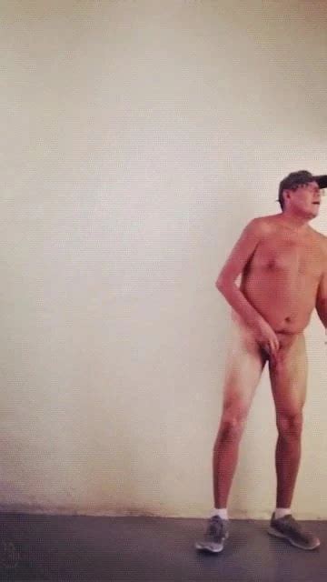 Foxdude Jerks Off And Shows Nude Body Gay Handjob Porn XHamster