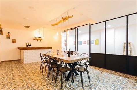 AmoVino: un risto-bar accogliente specializzato in vini catalani