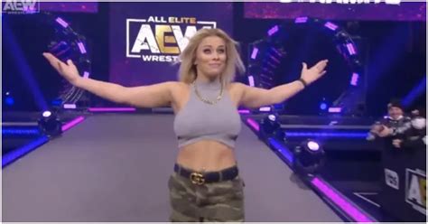 Paige VanZant Attacks Brandi Rhoades, Sparks Brawl During AEW Apperance