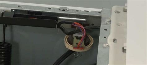 Как проверить датчик уровня воды в стиральной машине?