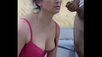 C Mo No Voy A Follar A Mi Madrastra Si Ella Anda As Por La Casa Buscando Mi Polla Xvideos