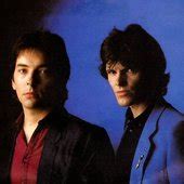 Naked Eyes на радио