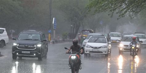 Heavy Rain Lashes Delhi Noida Ghaziabad Brings Respite From