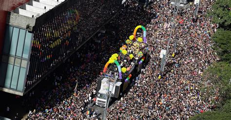 Multitudinaria Marcha Del Orgullo Gay En San Pablo Contra La Intolerancia Religiosa Infobae