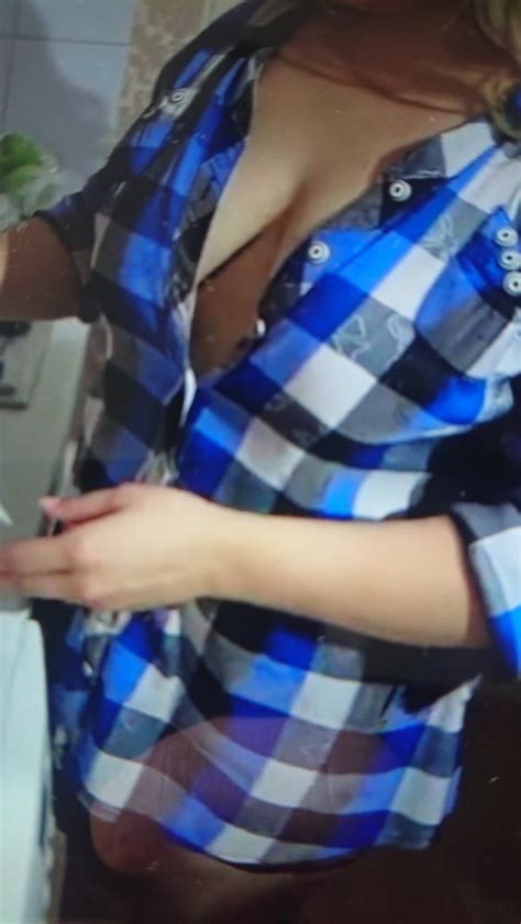 Downblouse In Kitchen Porn Pictures XXX Photos Sex Images 3674378 PICTOA