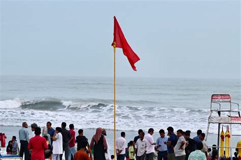 Cyclone Mocha Hits Bangladesh, Myanmar, Forcing Mass Evacuations