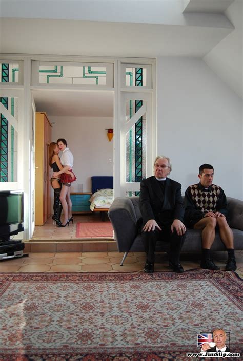 Two Filthy Lesbian Bimbos Licking Eachothers Slit Clean Porn Pictures