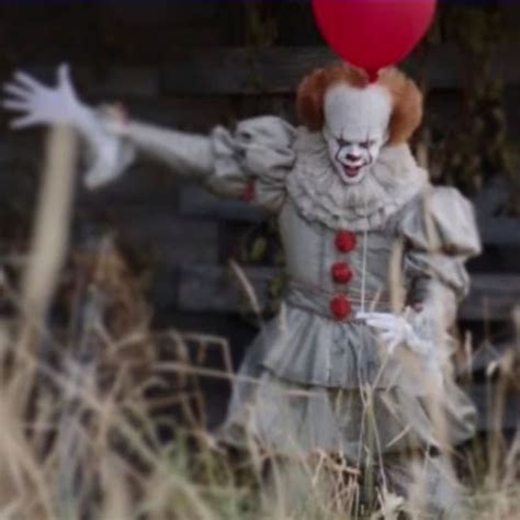 vaza imagem de pennywise  palhaco  remake de  geekblast