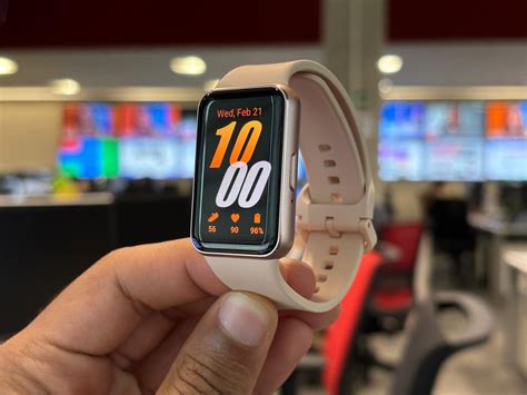 Samsung Lança Galaxy Fit 3 Smartband Rival Da Xiaomi Mi Band 8 Veja