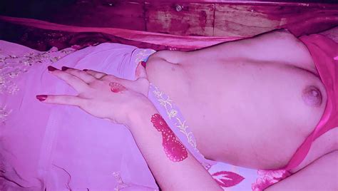 Thick Desi Saree Queen Flaunts Big Boobs Hot Belly Curvy Nude