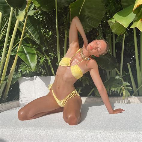 Criminal Gigi Hadid Bikini Of The Day DrunkenStepFather