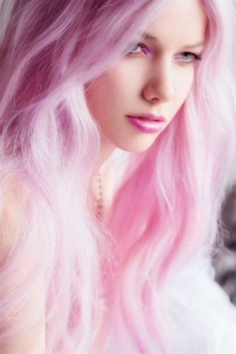 89 ФОТО красивых девушек с розовыми волосами