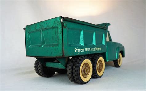 Vintage 1960s Pressed Steel Structo Hydraulic Dumper Dump Truck