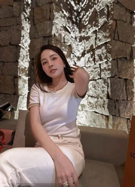 Sau 4 năm l ộ c lip hot girl Trâm Anh ẩn ý về chuyện cũ Người đẹp Việt Giải Trí