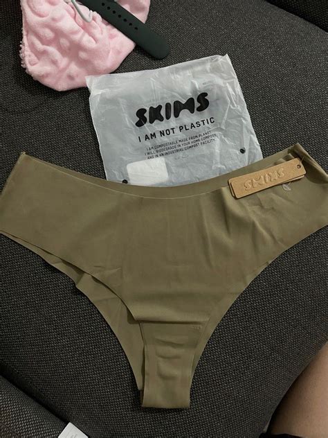 Skims Naked Cheeky Hipster On Carousell