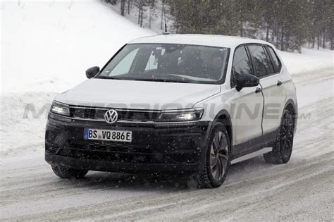 Volkswagen Tiguan Primo Avvistamento Della Versione Elettrica