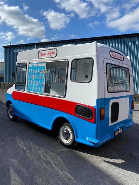 Mister Softee Bedford Cf Ice Cream Truck Ice Cream Van Mister Softee