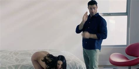 Vixen Hot Busty Boss Sucks And Fucks Employees Cock Tnaflix